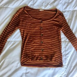 Garage Scoop Long sleeve Button Up